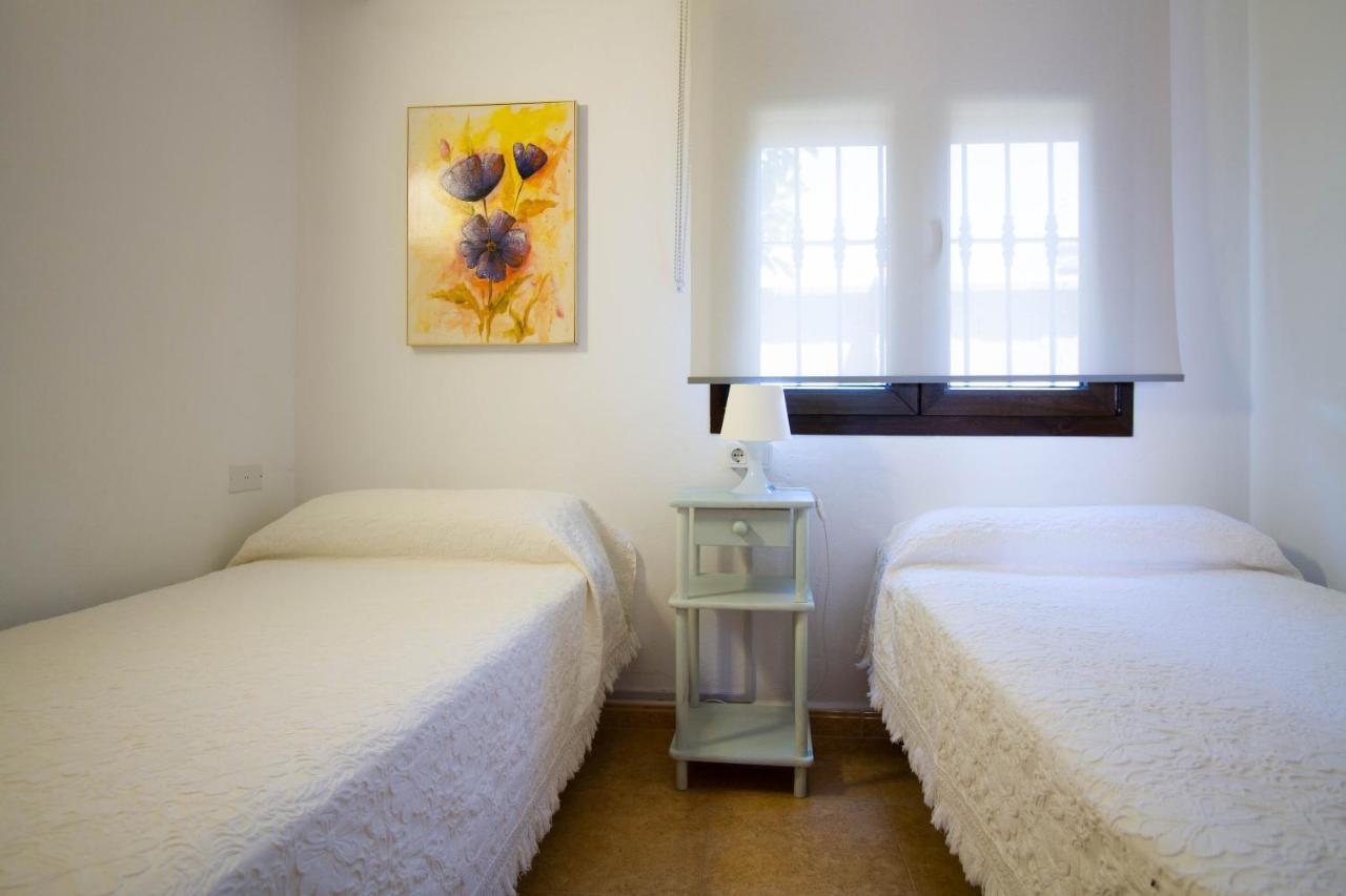 Apartamentos Turisticos Trajano Bolonia Exterior photo