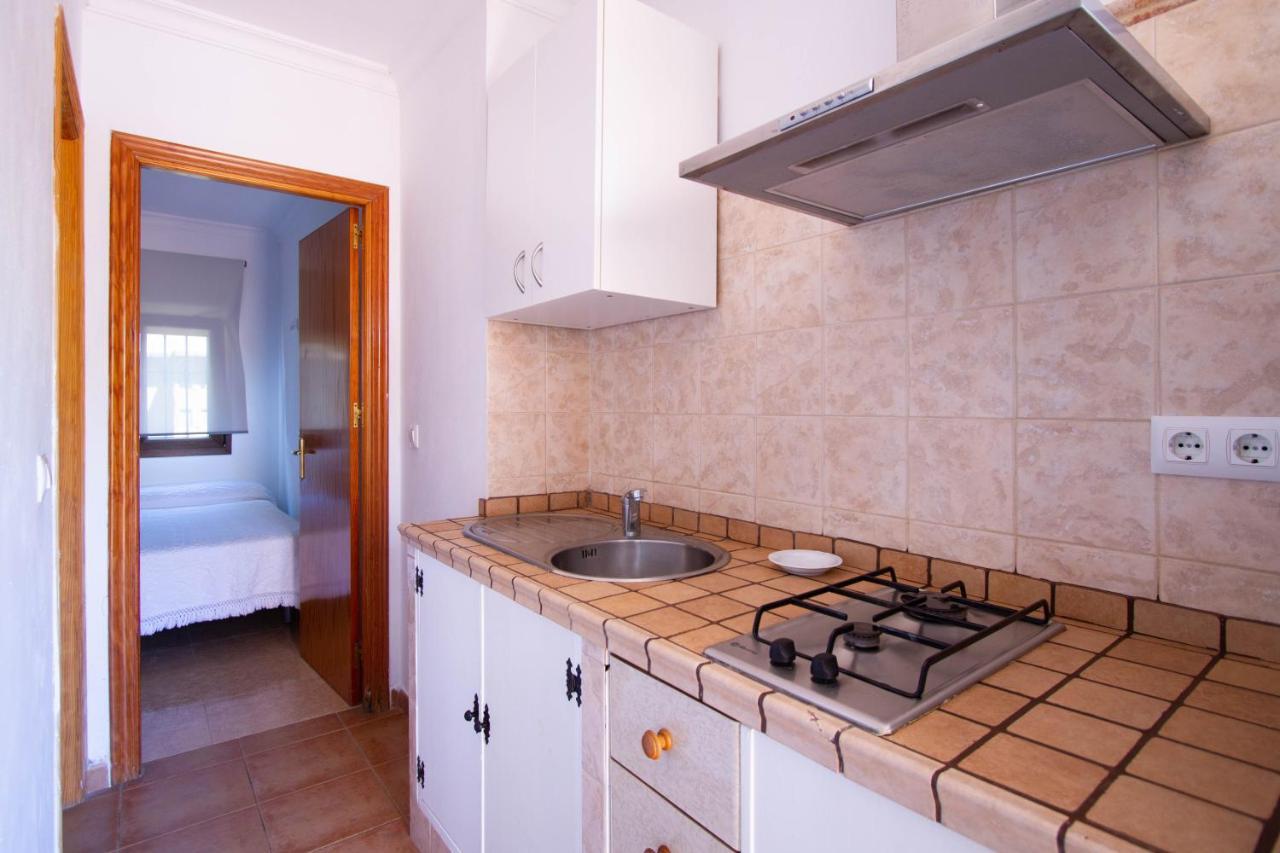Apartamentos Turisticos Trajano Bolonia Exterior photo