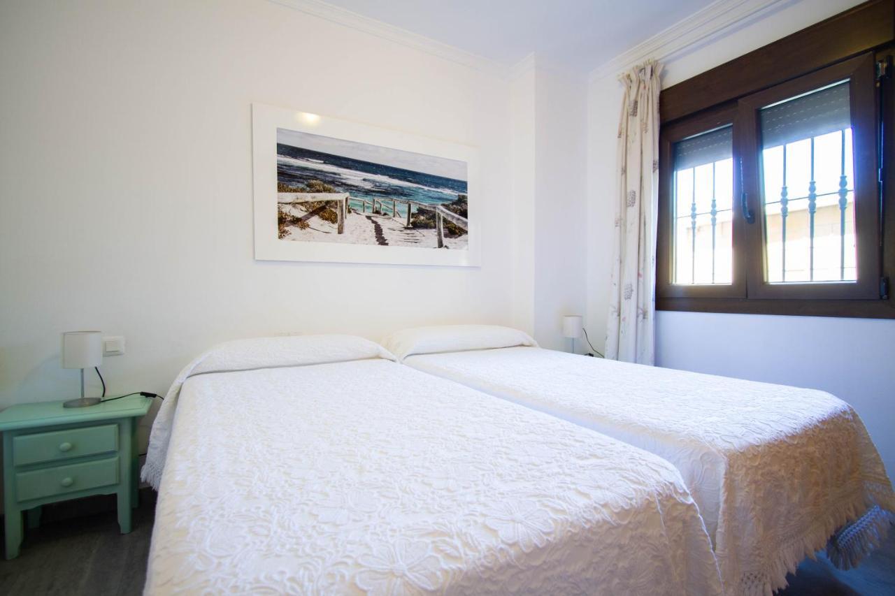 Apartamentos Turisticos Trajano Bolonia Exterior photo